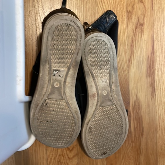 Eileen Fisher sandals 6 - Picture 3 of 3